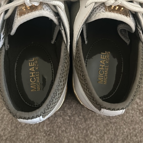 Michael Kors Mesh Sage and Gold Platform Sneakers Size 10 - Picture 5 of 12